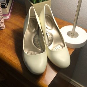 Off white pumps , worn once